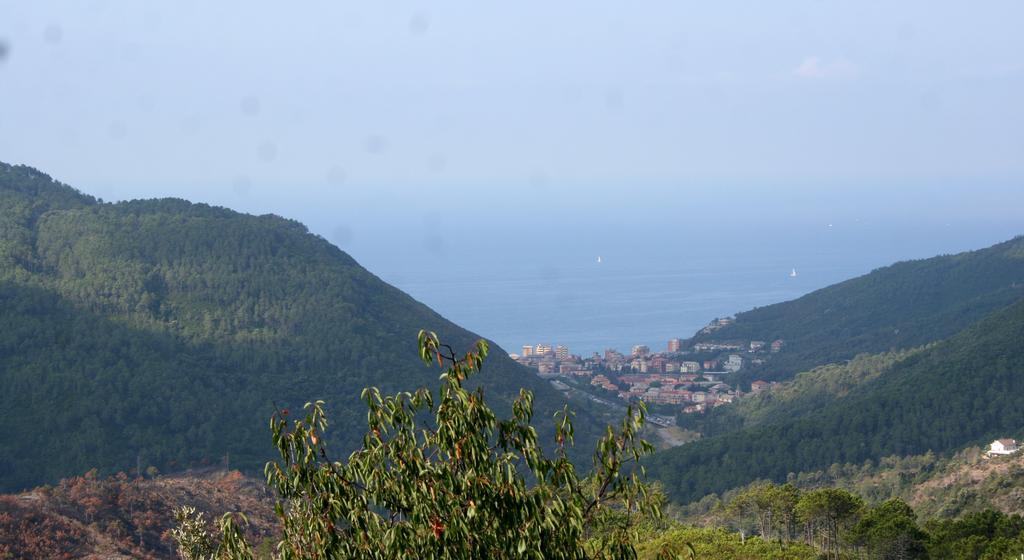 Hotel 5 Terre Nel Sole Deiva Marina Exterior photo